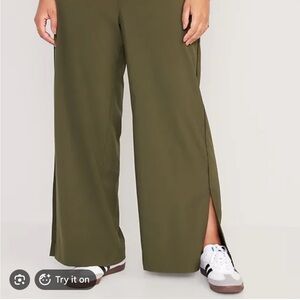 Old Navy High Waist Stretch Tech Wide-Leg Split Hem Pants